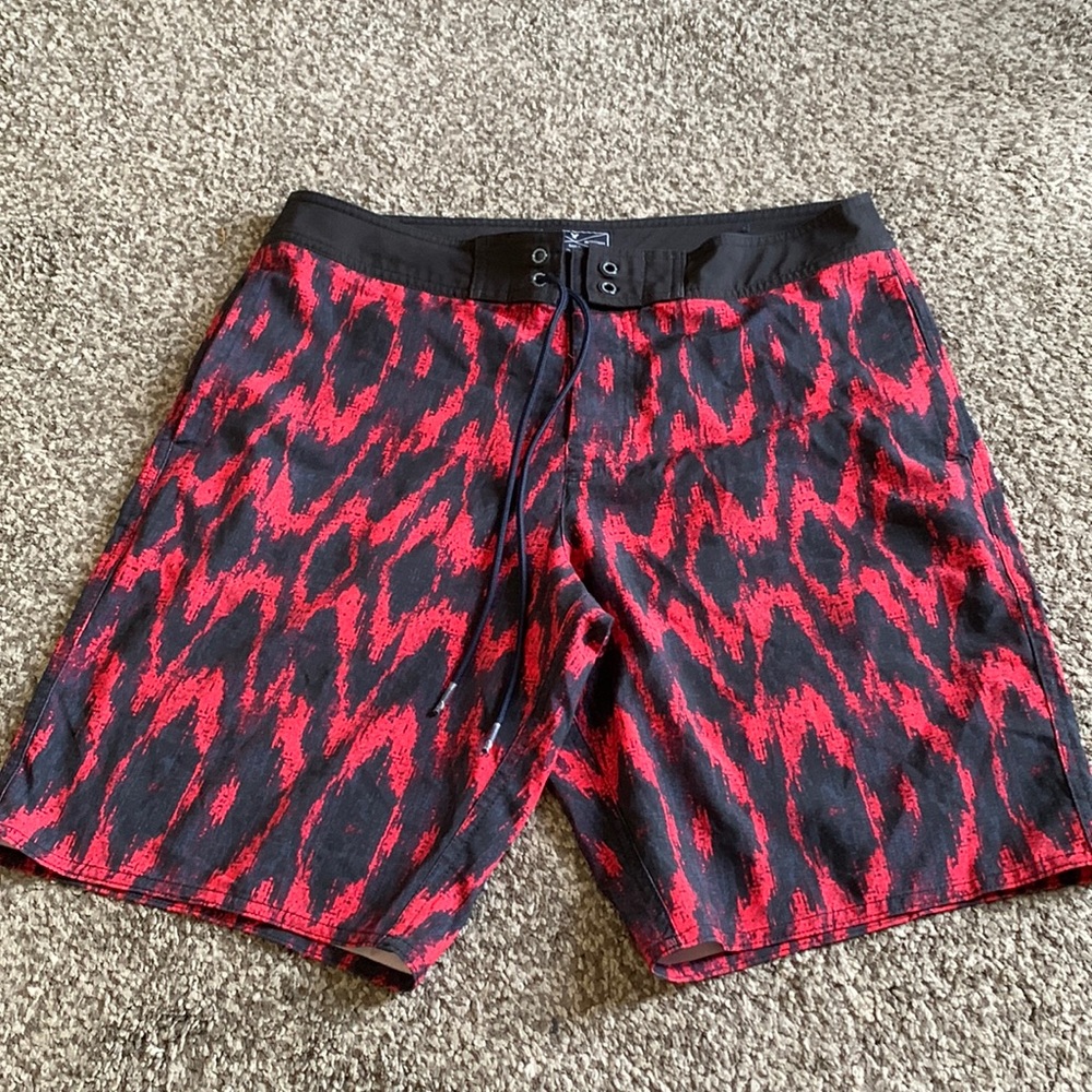 American Eagle men’s swim trunks